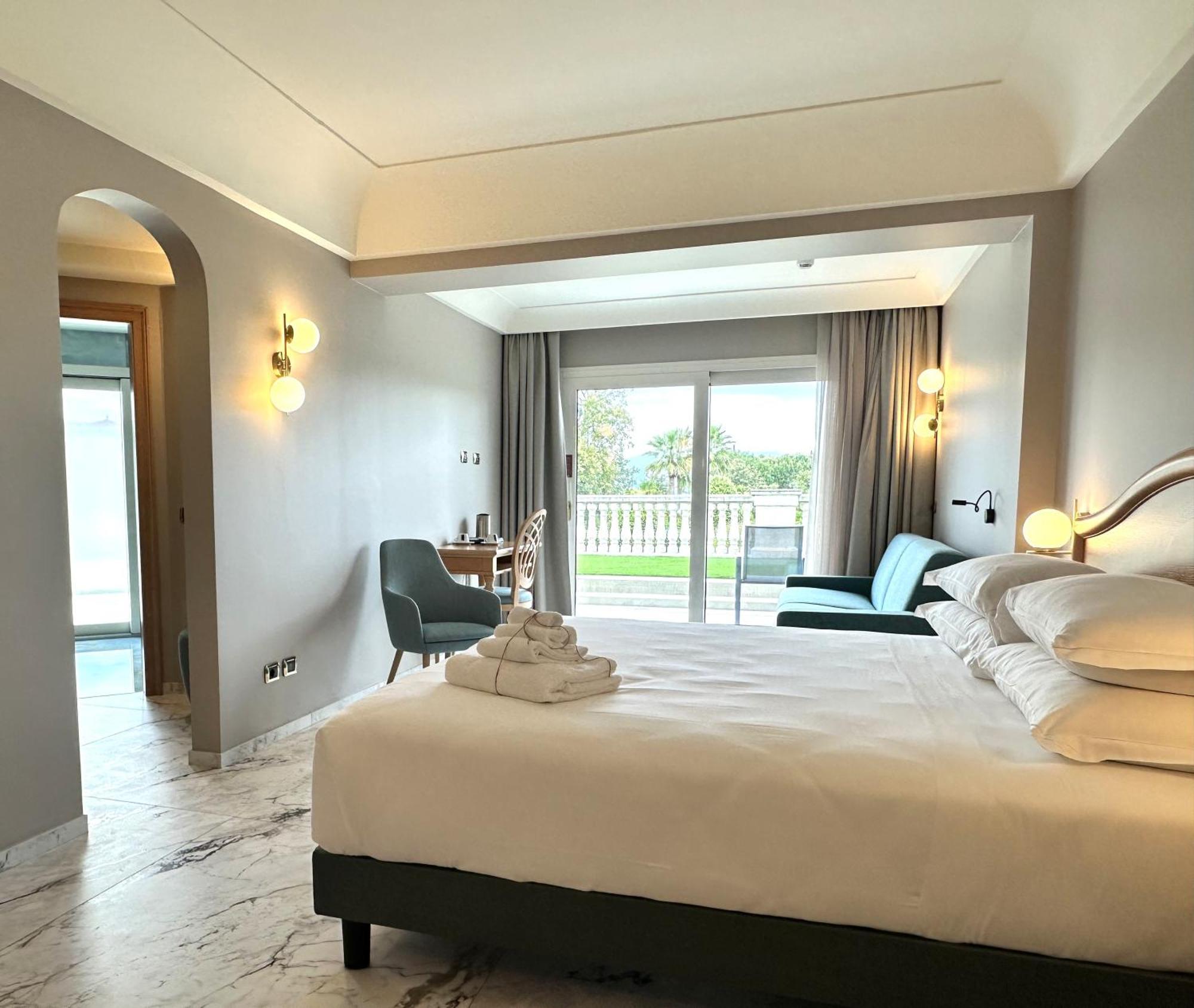 Palace Hotel Desenzano Desenzano del Garda Extérieur photo